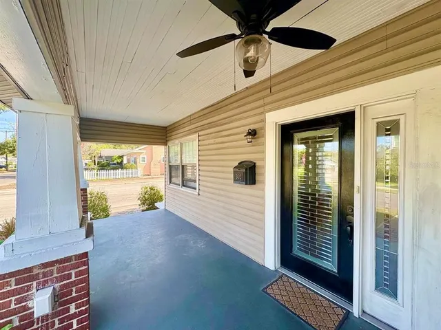 $2,500 | 302 West Haya Street, Tampa, FL 33603