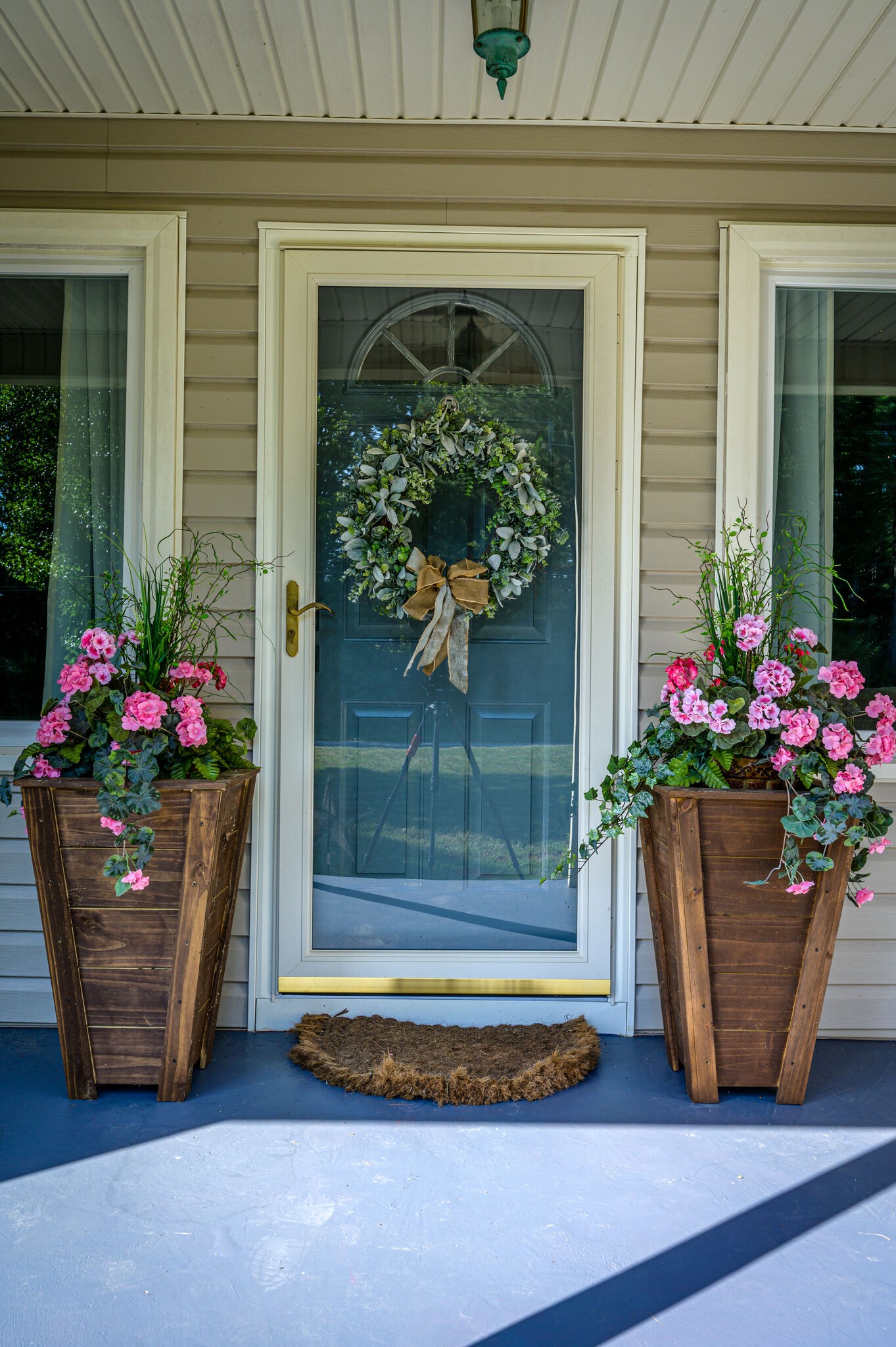 2558 Chisholm Road Iron City, TN 38463 - Photo 5 of 35 a front view of a house