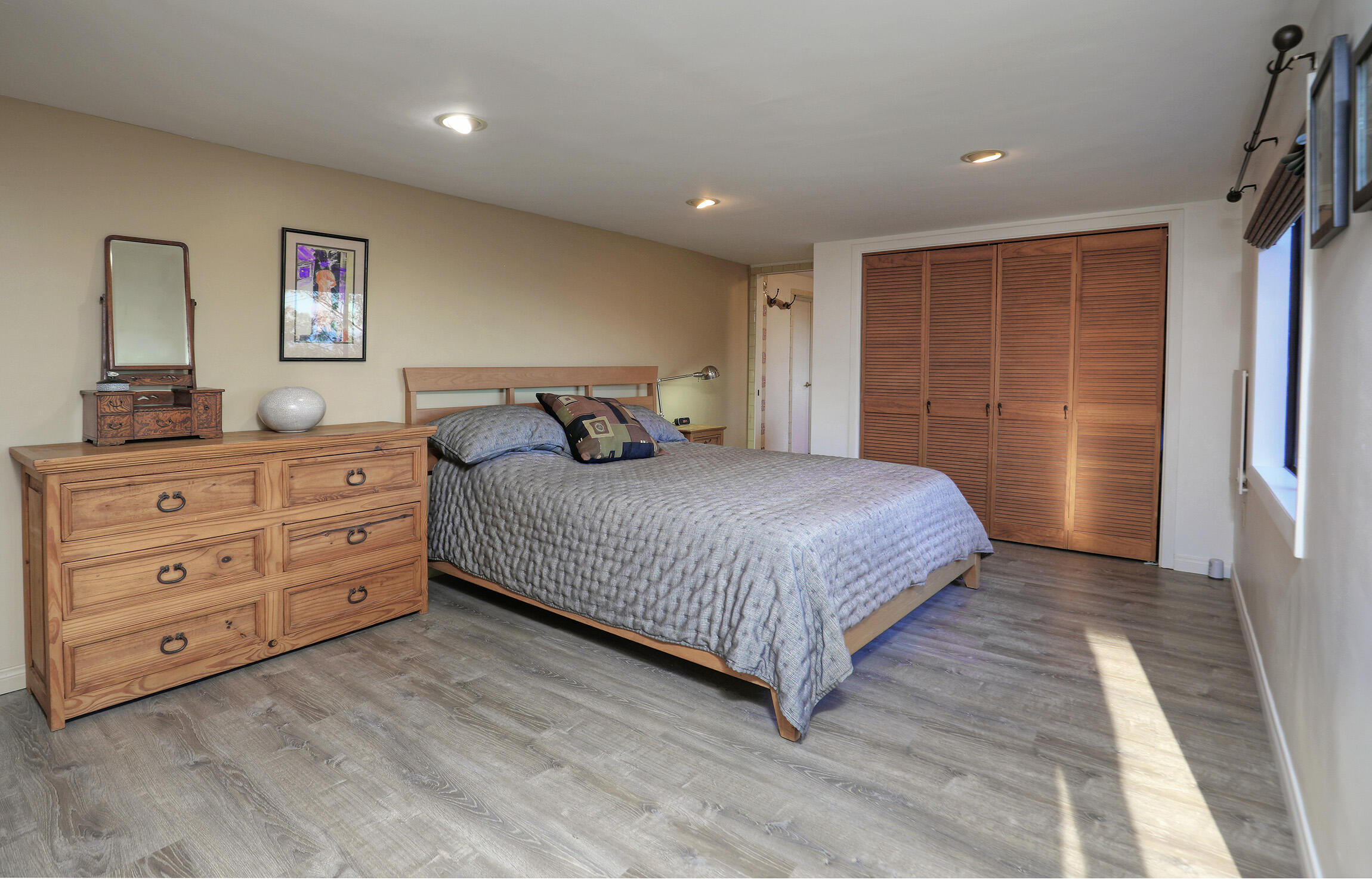 2924 San Marcos Pass Road Santa Barbara, CA 93105 - Photo 30 of 47 Downstairs Bedroom