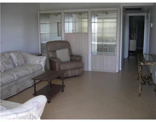 4023 Exeter, Unit 4023 Boca Raton, FL 33434 - Photo 4 of 12 Additional Photo