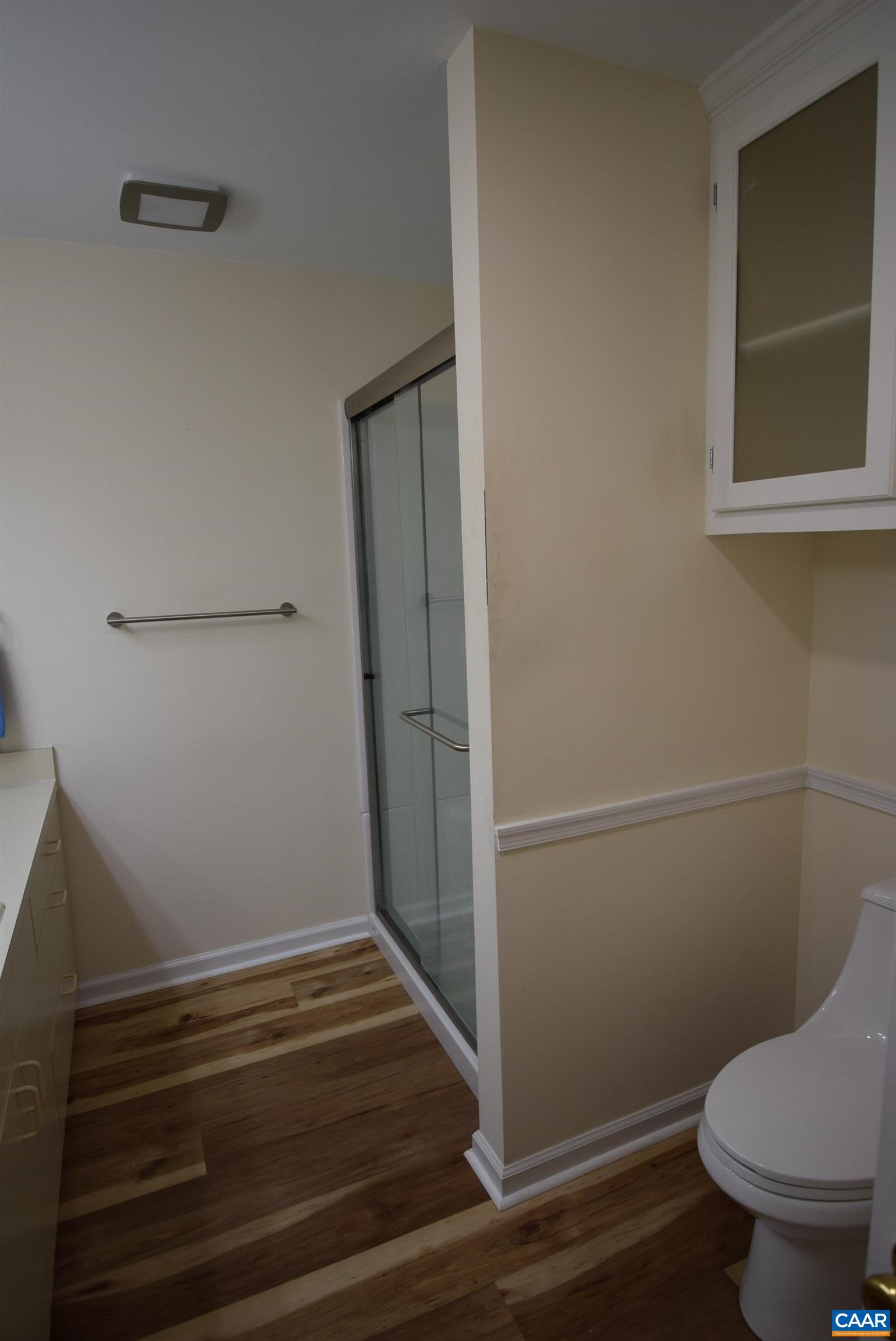 B3 Marina Point Palmyra, VA 22963 - Photo 16 of 31 a bathroom with a toilet and a shower