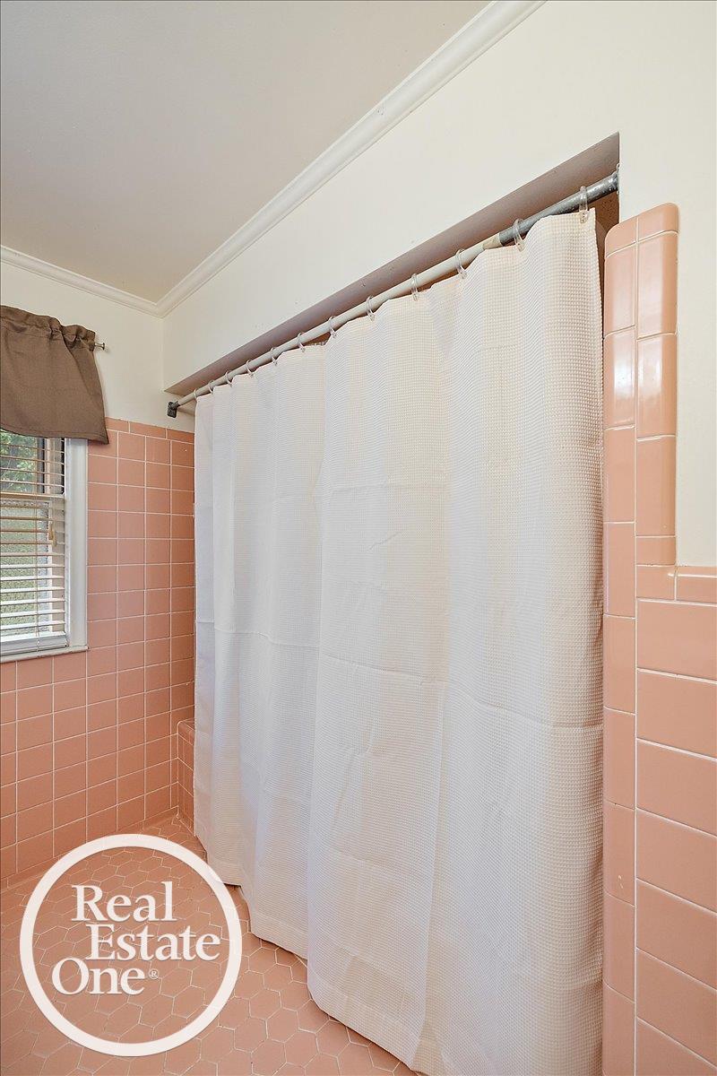324 Cloverly Road Grosse Pointe Farms, MI 48236 - Photo 36 of 46