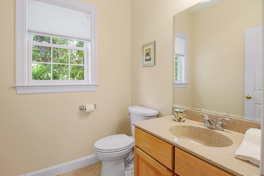 17 Dudley Road Mendon, MA 01756 - Photo 24 of 39