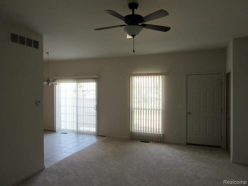1502 Riversedge Drive Saline, MI 48176 - Photo 4 of 28