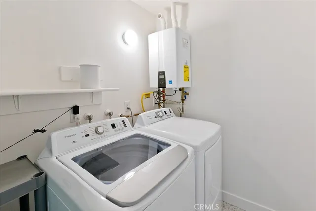 $8,000 | 2775 North Junipero Avenue, Palm Springs, CA 92262