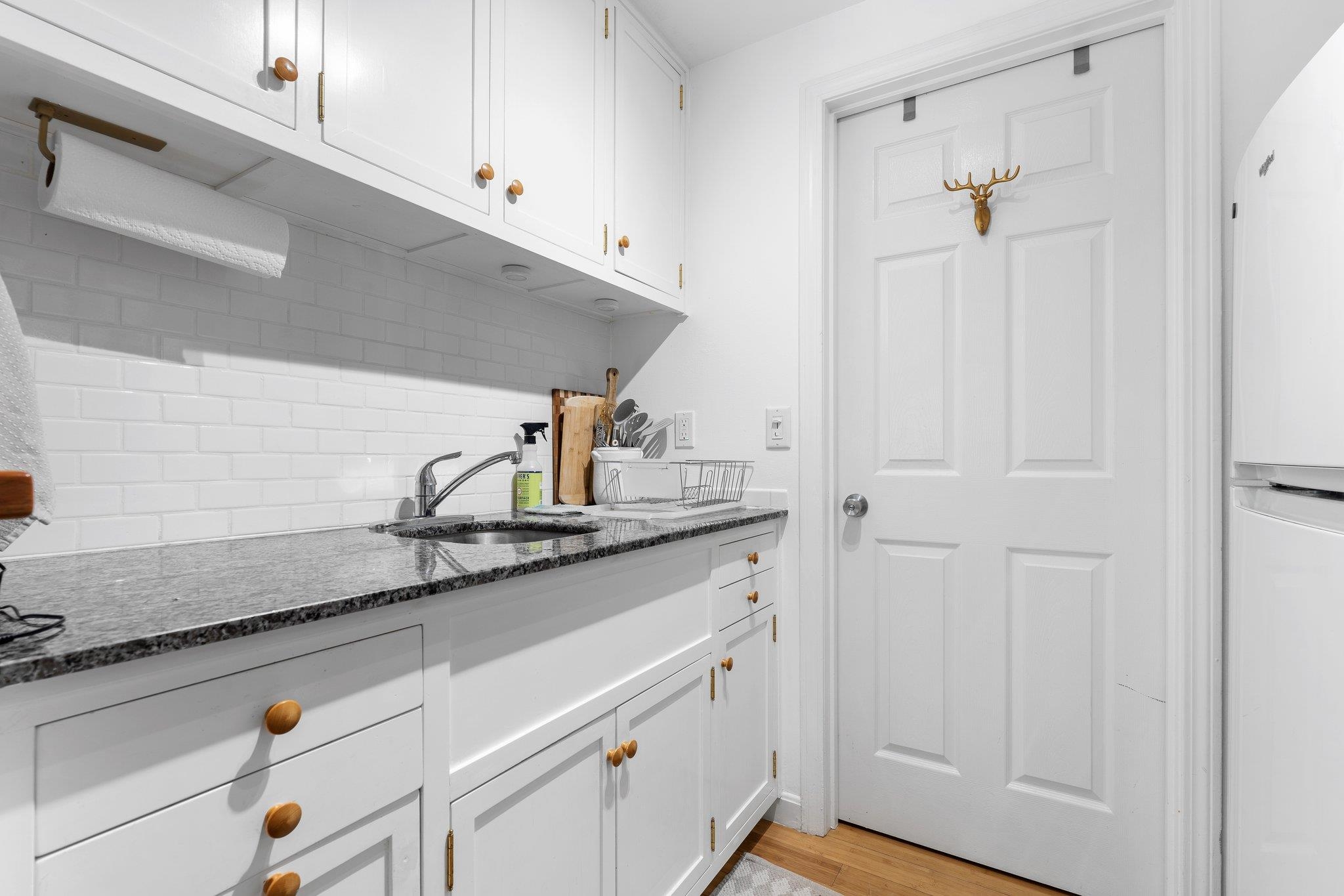 48 Cricket Brook Dover, NH 03820 - Photo 12 of 26