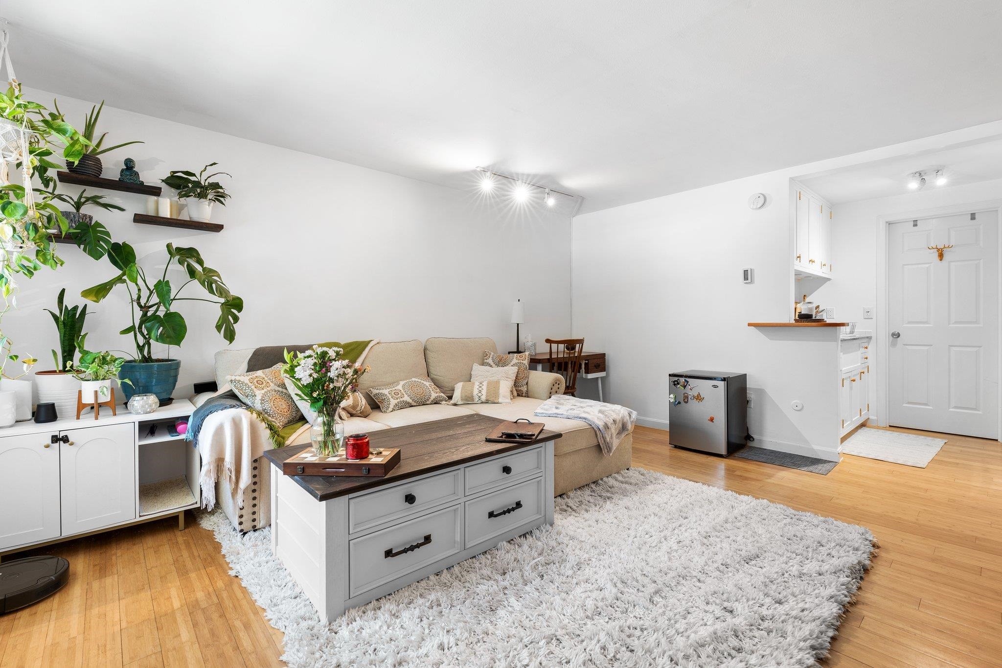 48 Cricket Brook Dover, NH 03820 - Photo 5 of 26