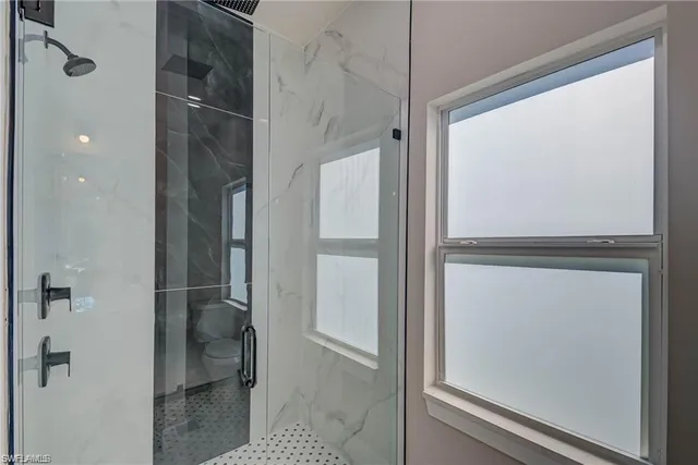 $2,400 | 2023 Robert Avenue, Alva, FL 33920