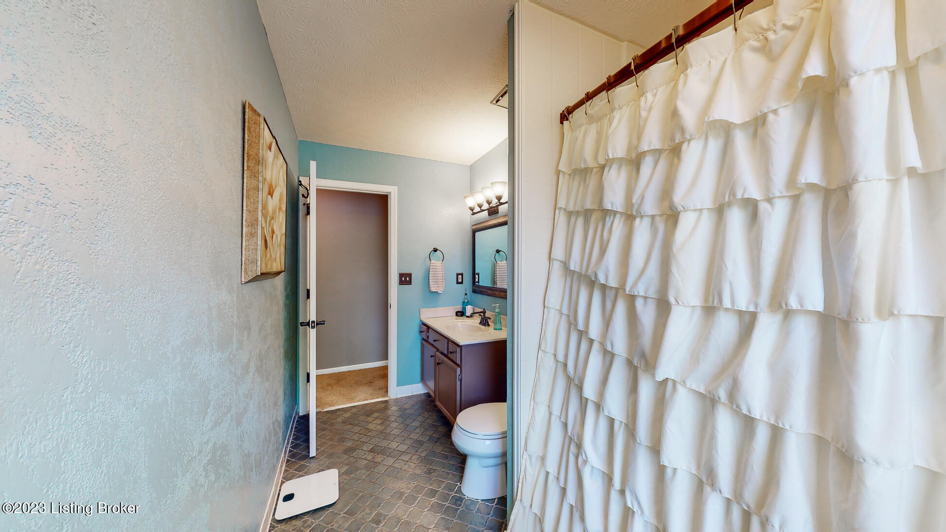 6017 Stone Bluff Road Louisville, KY 40291 - Photo 33 of 65 6017-Stone-Bluff-Rd_033