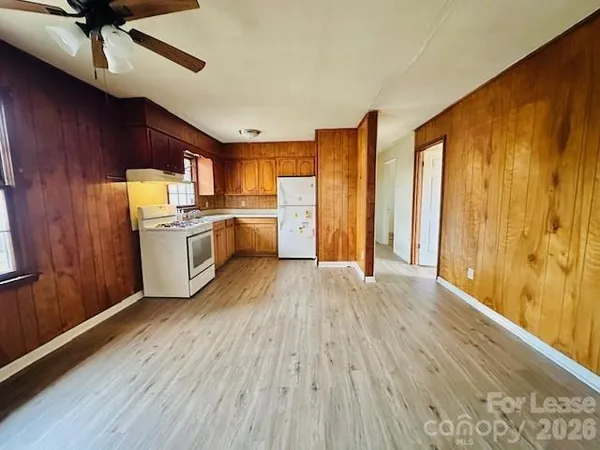 $1,300 | 1025 Shenandoah Drive, Gastonia, NC 28052