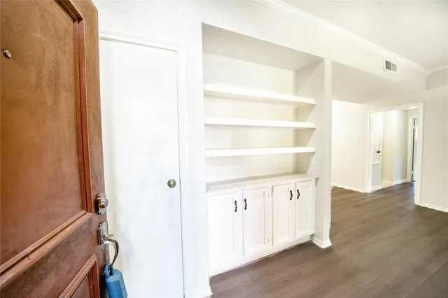 $219,000 | 11711 Memorial Drive, Unit 573, Houston, TX 77024