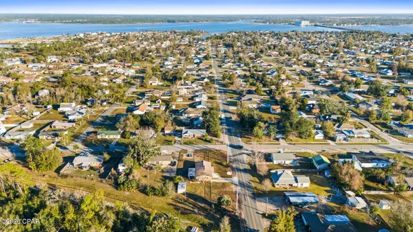 $2,000 | 1006 Tennessee Avenue, Lynn Haven, FL 32444
