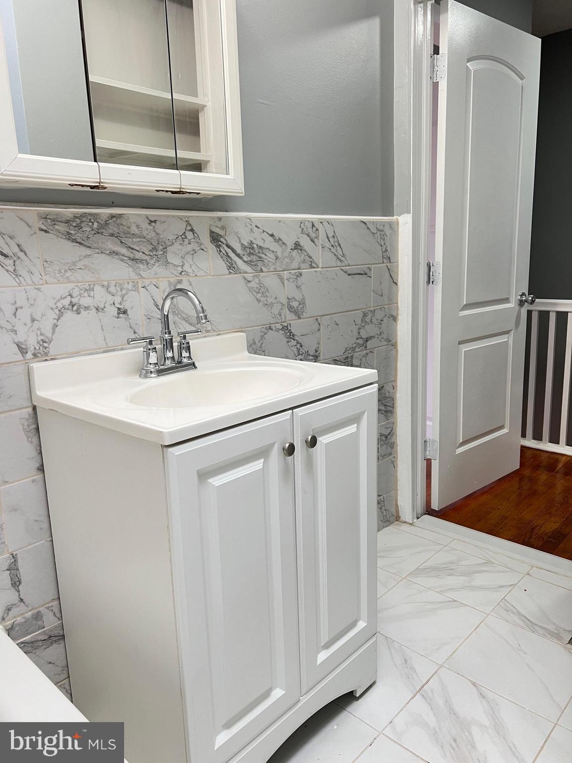 512 Glendale Road Upper Darby, PA 19082 - Photo 21 of 26