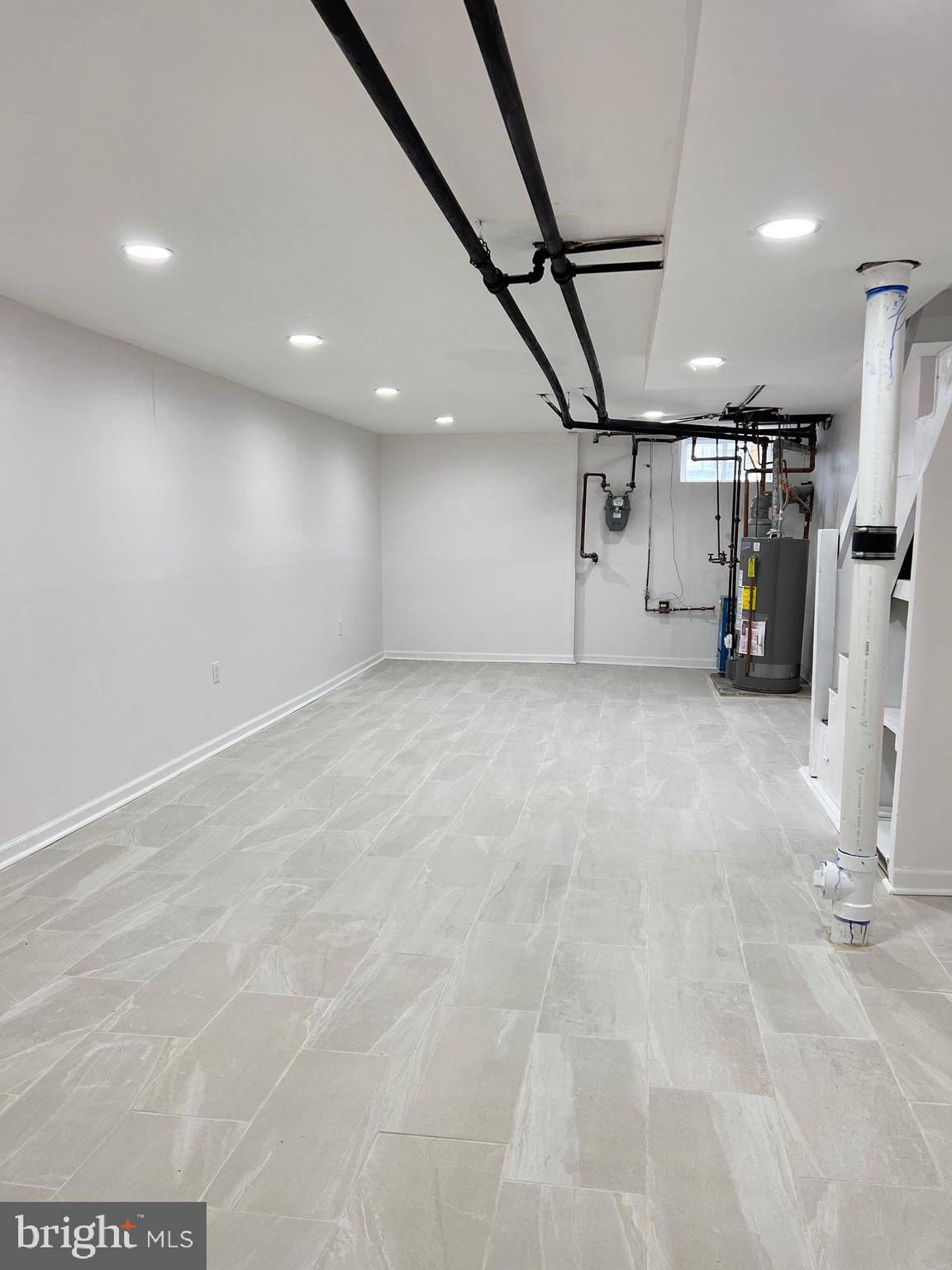 512 Glendale Road Upper Darby, PA 19082 - Photo 23 of 26