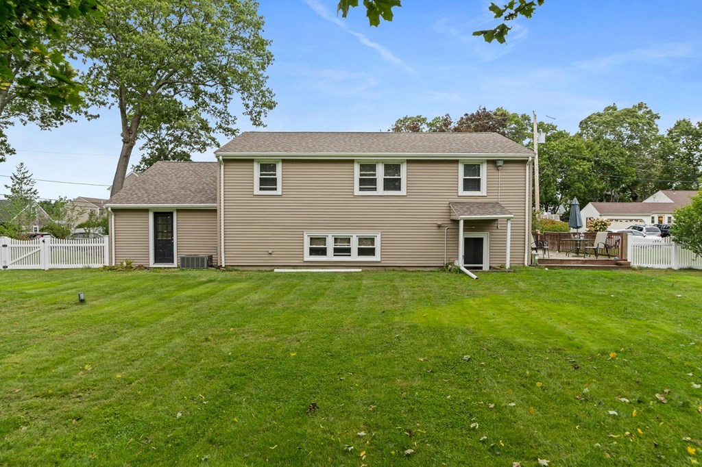 25 Clark Road Weymouth, MA 02190 - Photo 20 of 22 Gallery Image 20