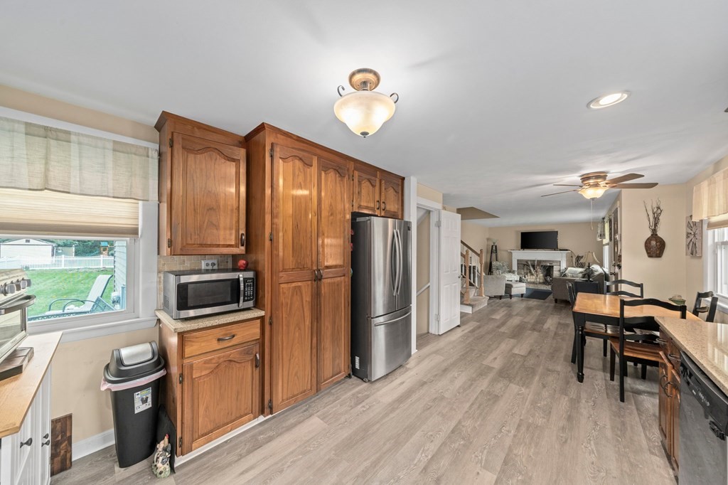 25 Clark Road Weymouth, MA 02190 - Photo 5 of 22 Gallery Image 5