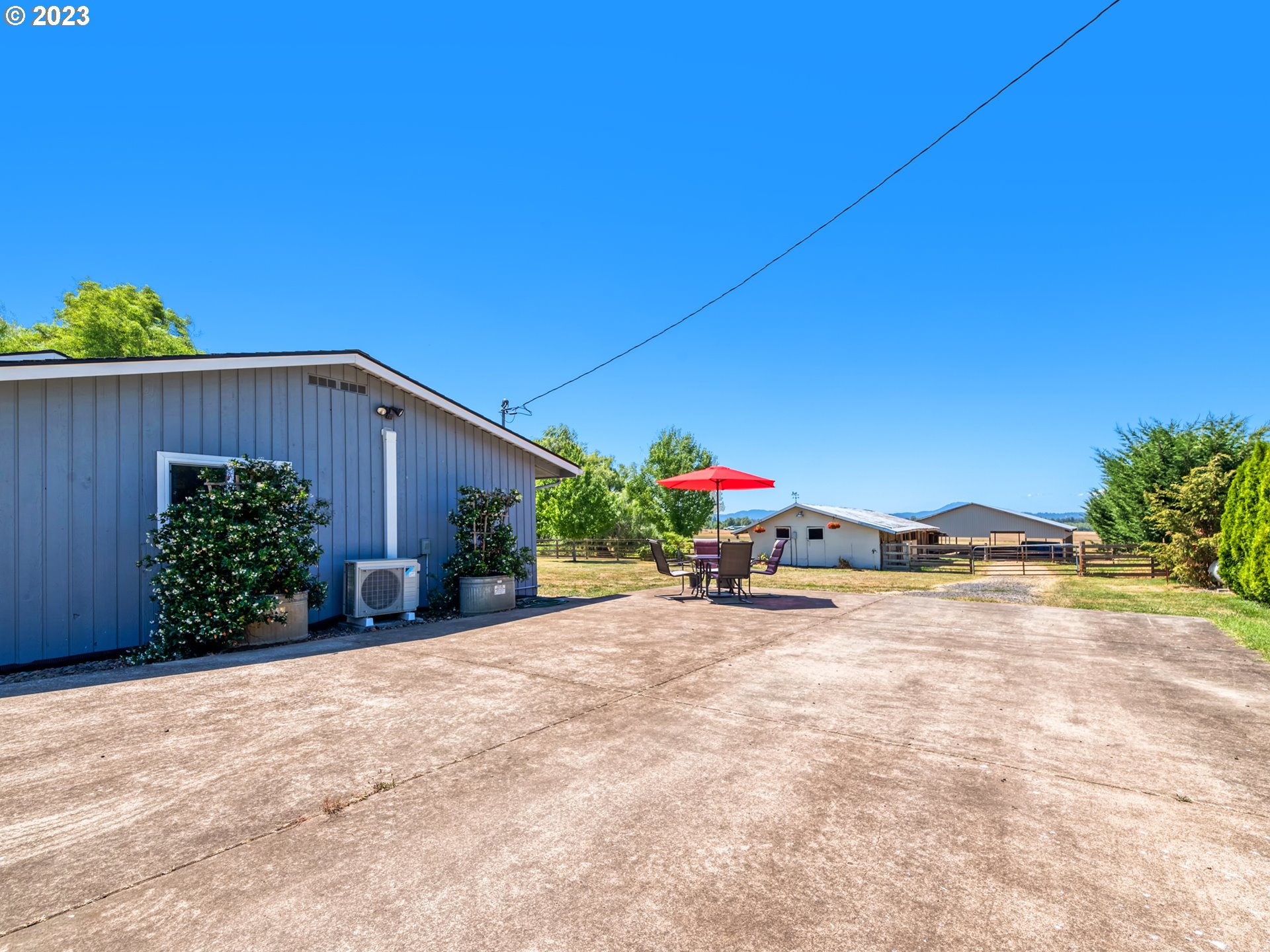 83210 Enterprise Road Creswell, OR 97426 - Photo 4 of 47