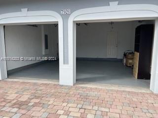 West Kendall Miami, FL 33193 - Photo 2 of 20 a view of an empty room