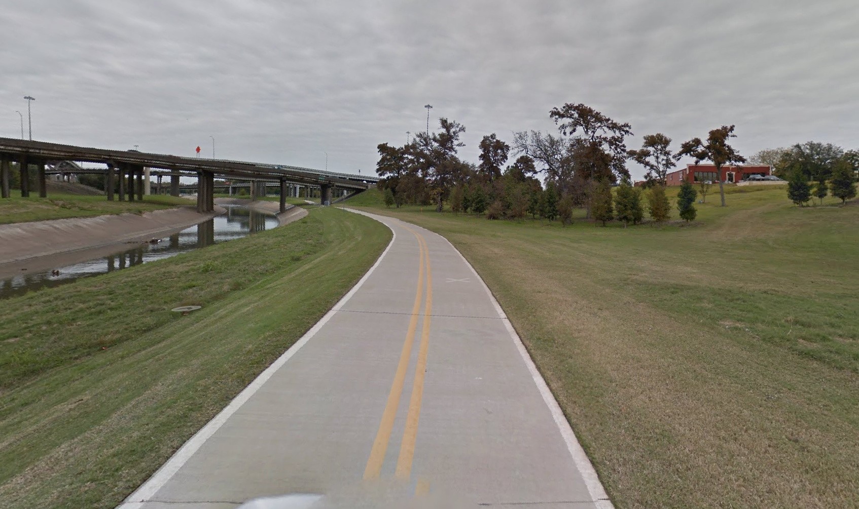 505 Winnie Street Houston, TX 77009 - Photo 27 of 29 Only a few blocks from the hike and bike trail