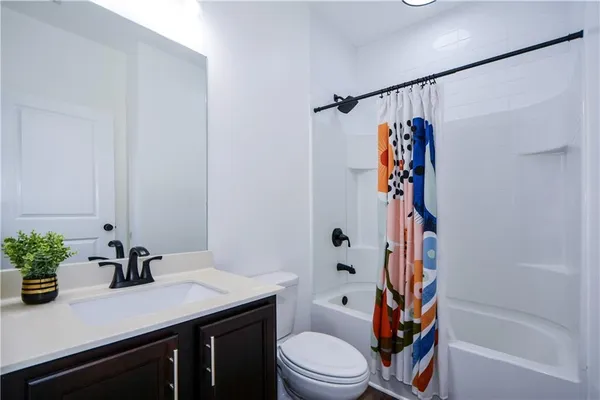 $379,990 | 233 Trail Winds Drive, Bethlehem, GA 30620