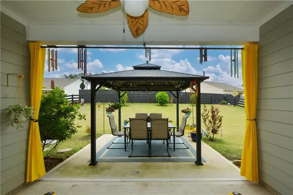 $379,990 | 233 Trail Winds Drive, Bethlehem, GA 30620