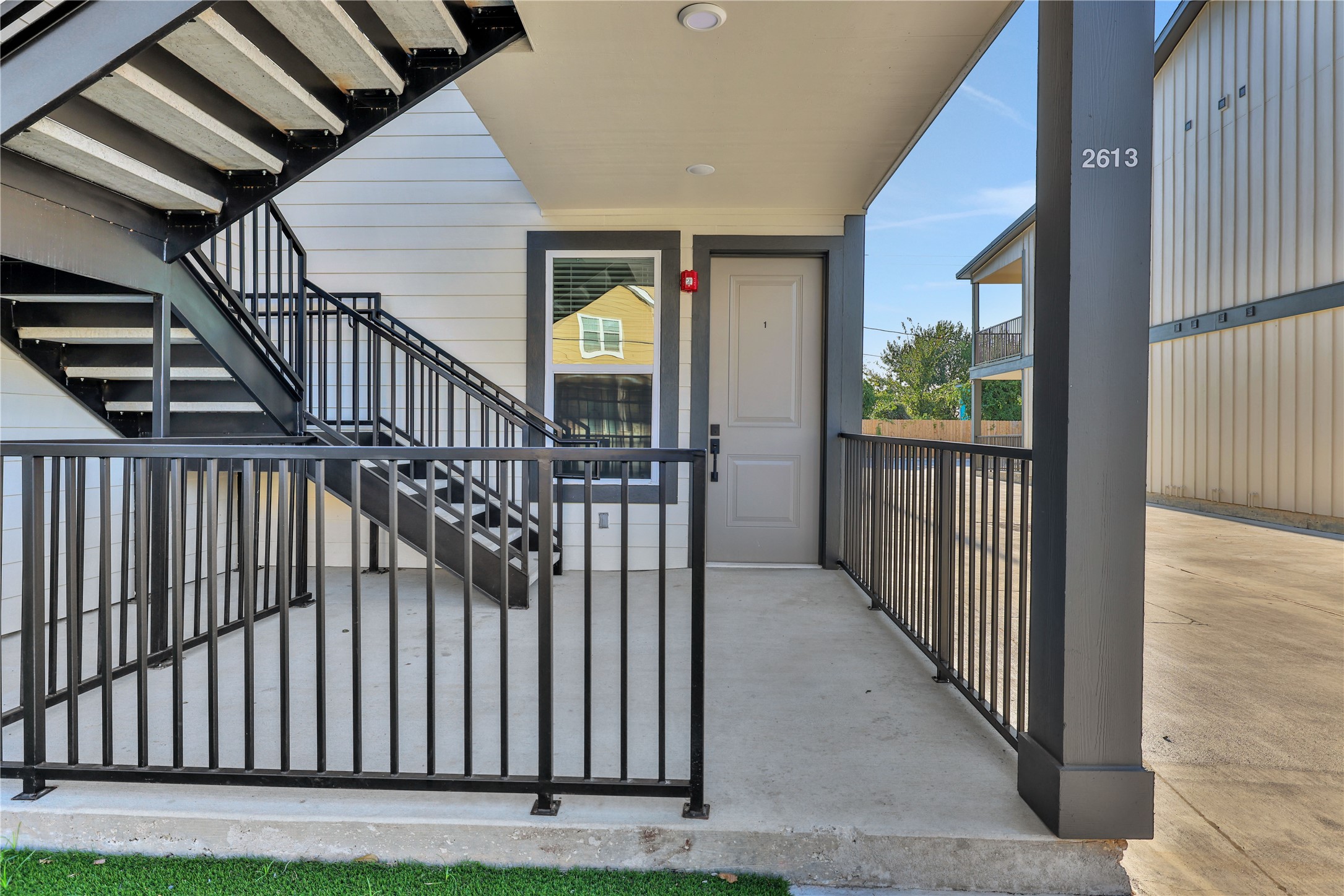 2613 Delafield Street, Unit 4 Houston, TX 77023 - Photo 4 of 28