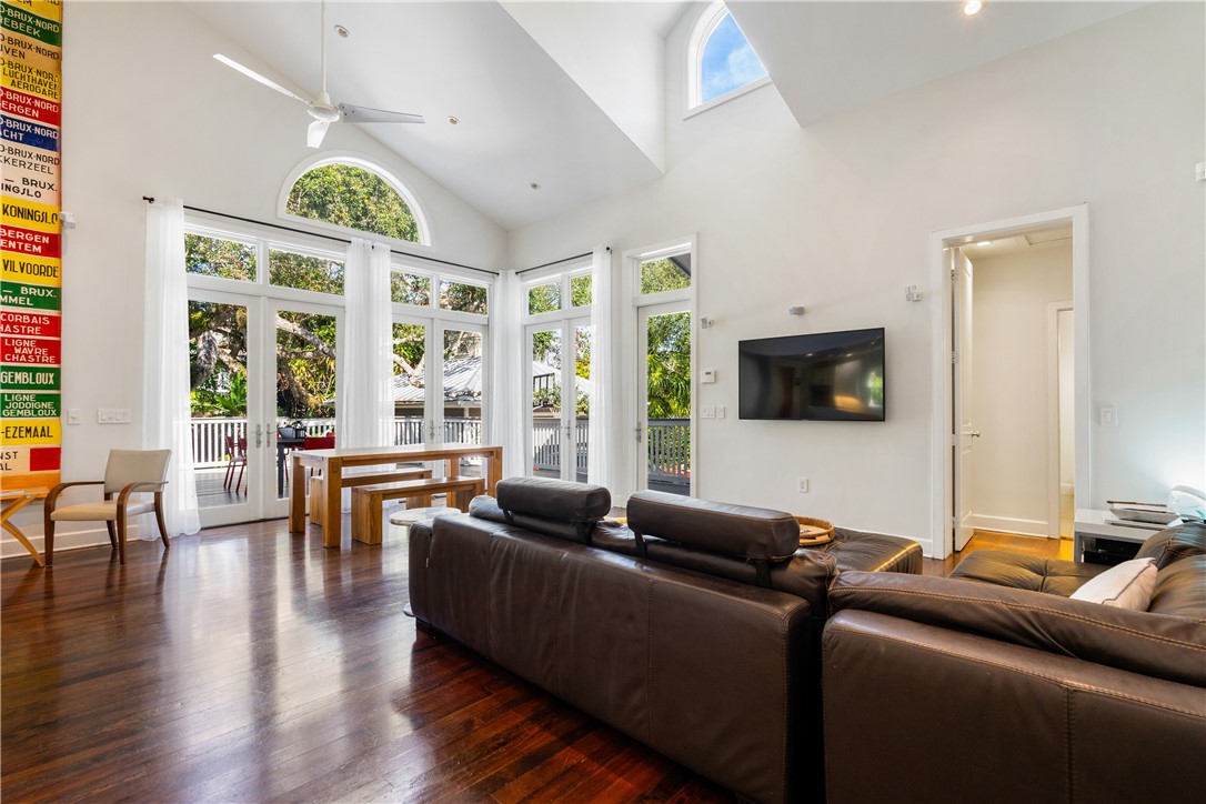 975 Riomar Drive Vero Beach, FL 32963 - Photo 23 of 34 a living room with furniture and a flat screen tv