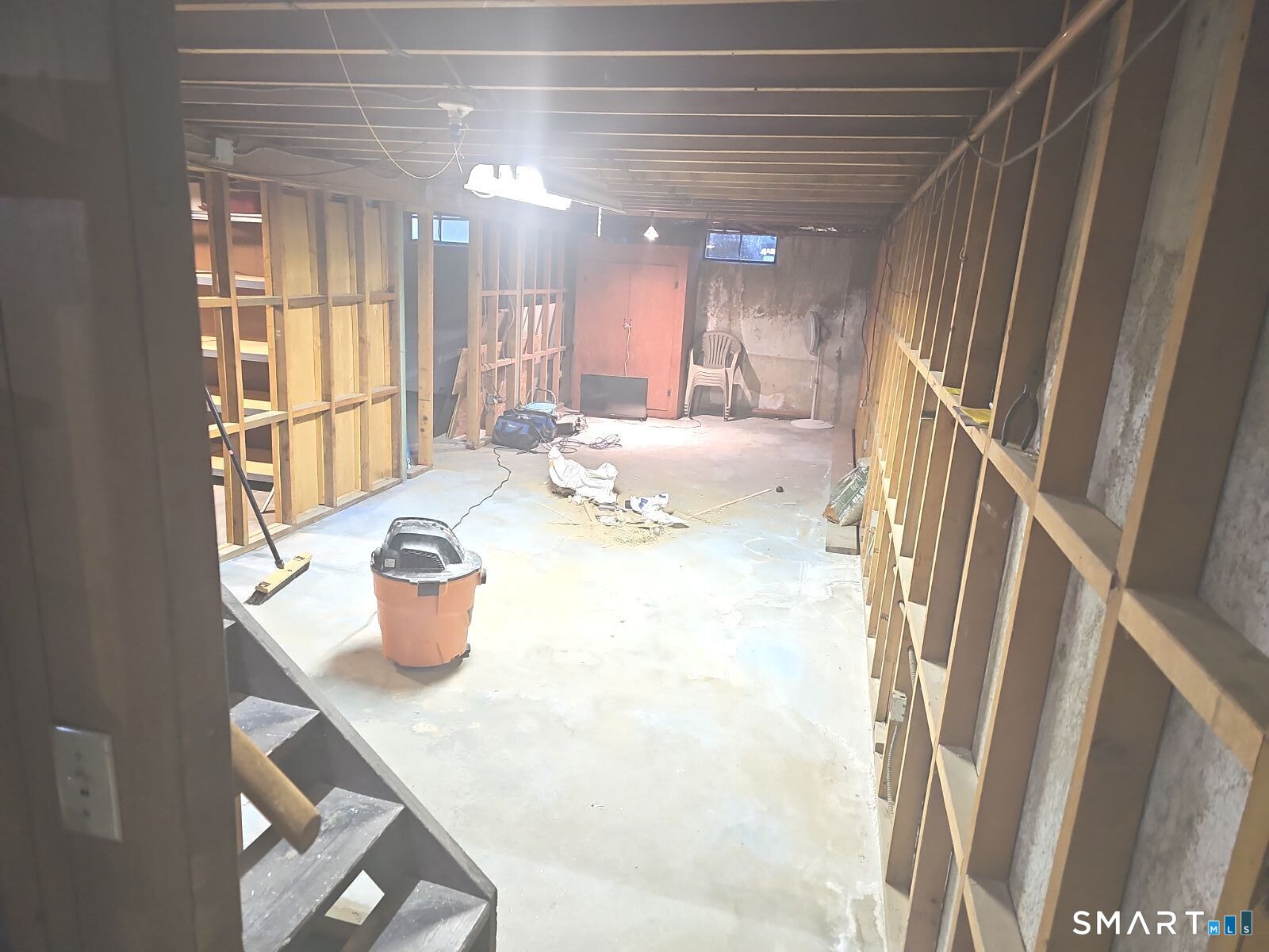 4 Shady Rest Boulevard Newtown, CT 06482 - Photo 27 of 34 a bathroom with a sink and mirror