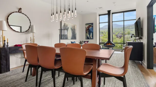 $2,560,000 | 69 Hourglass Drive, Unit 409, Stowe, VT 05672