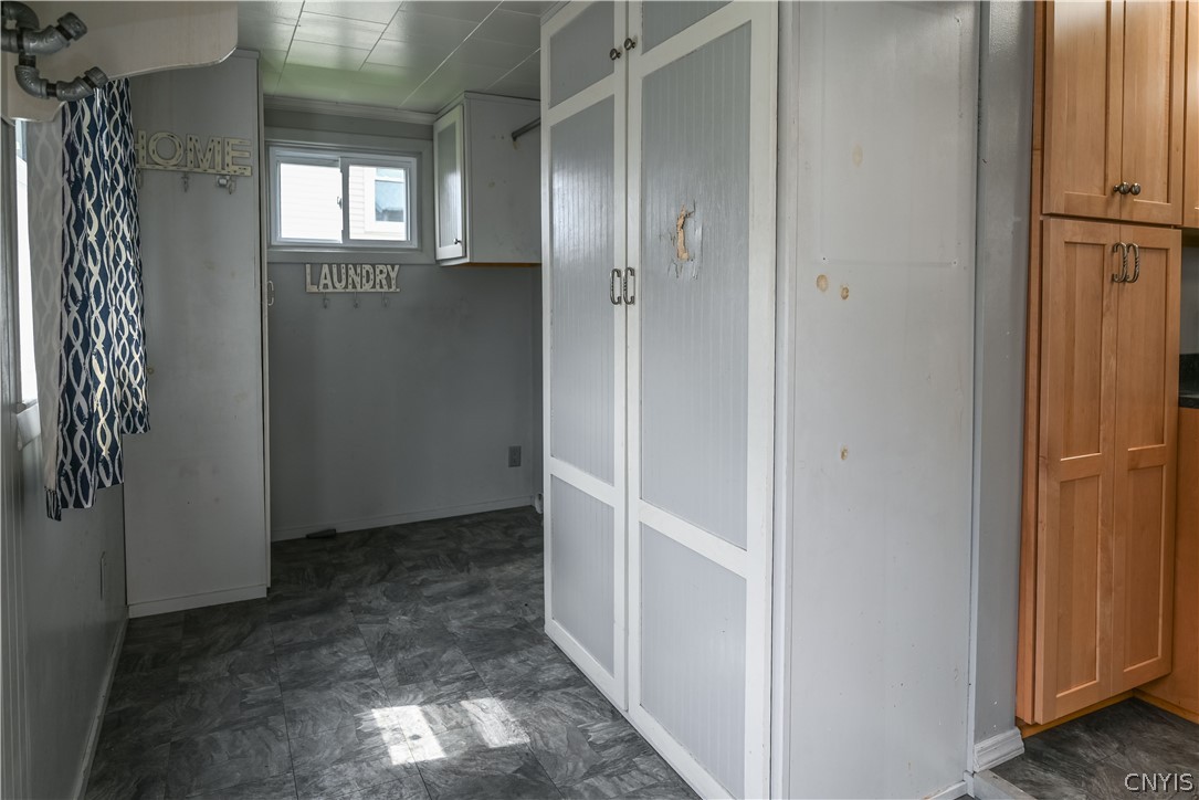 58 Burrstone Road New Hartford, NY 13417 - Photo 27 of 50