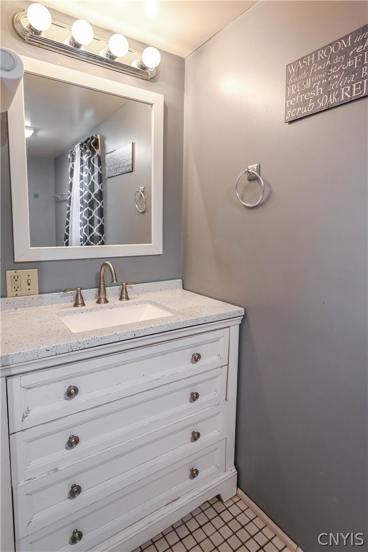 58 Burrstone Road New Hartford, NY 13417 - Photo 35 of 50