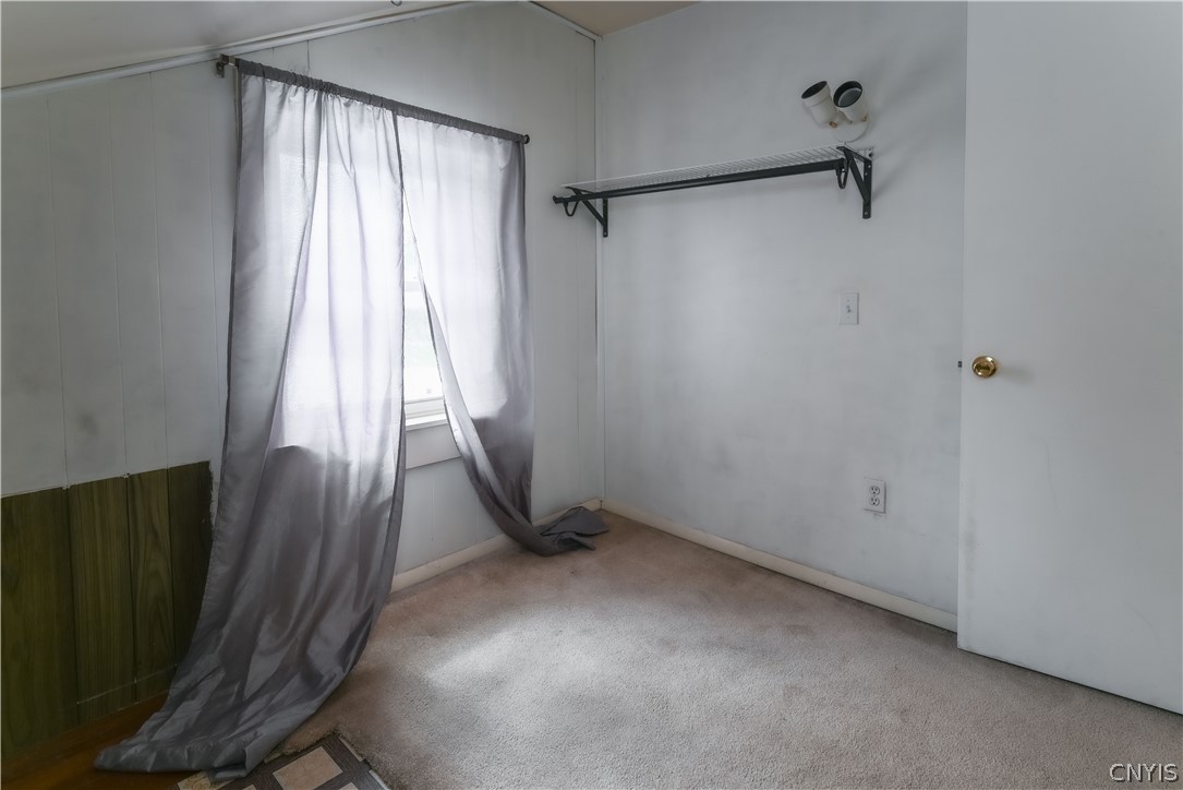 58 Burrstone Road New Hartford, NY 13417 - Photo 41 of 50