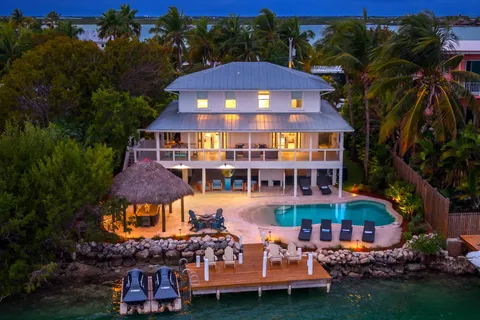 $2,875,000 | 77 Bay Drive, Key West, FL 33040