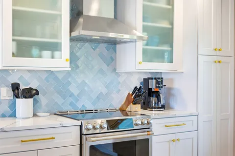 $2,875,000 | 77 Bay Drive, Key West, FL 33040