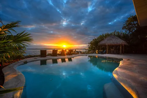 $2,875,000 | 77 Bay Drive, Key West, FL 33040