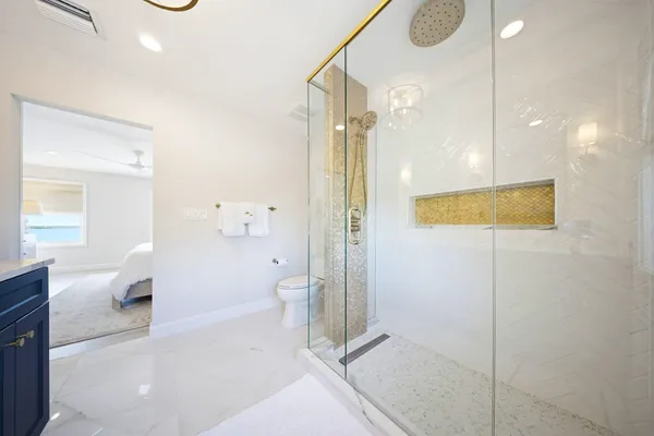 $2,735,000 | 77 Bay Drive, Key West, FL 33040