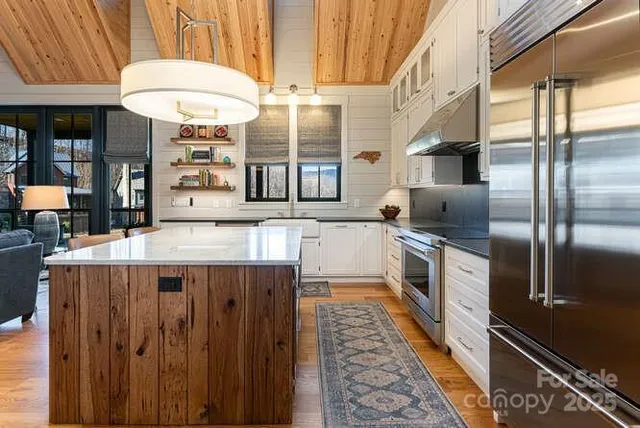 $2,950,000 | 131 Lodestone Drive, Sylva, NC 28779