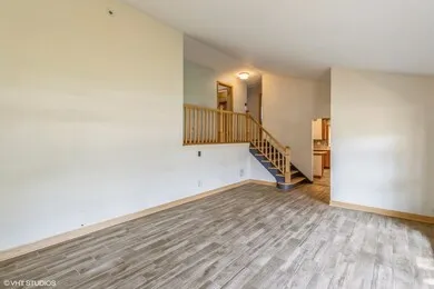 $2,800 | 3123 Patton Drive, Des Plaines, IL 60018