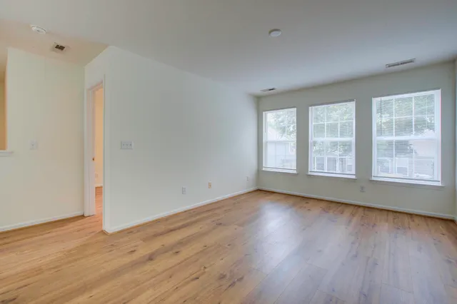 $1,895 | 2425 Scholar Lane, North Charleston, SC 29406