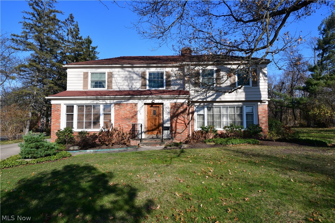 16601 Fernway Road Cleveland, OH 44120 - Photo 1 of 22