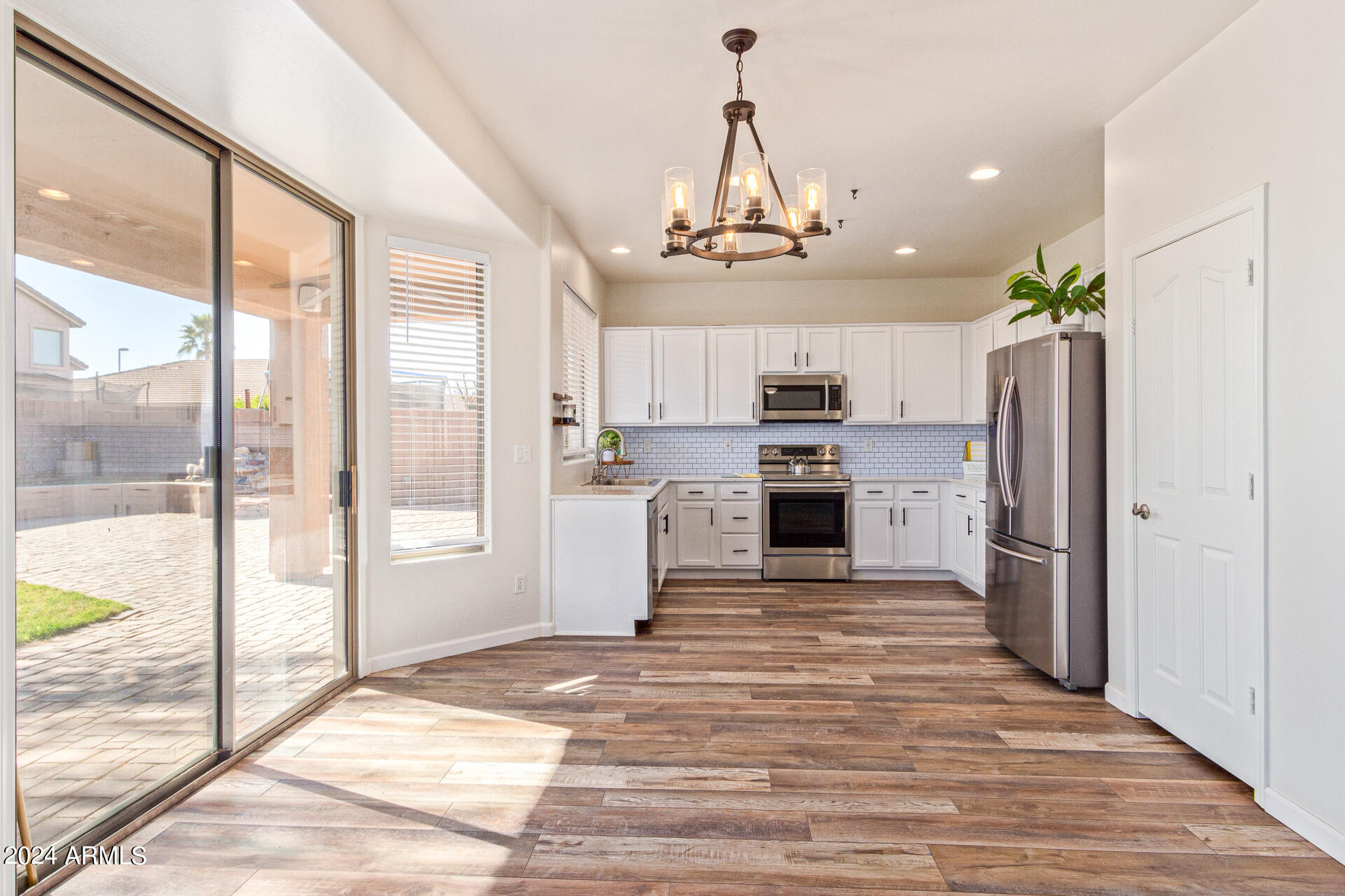 4311 East Del Rio Street Gilbert, AZ 85295 - Photo 16 of 42 Del Rio-kitchen 1