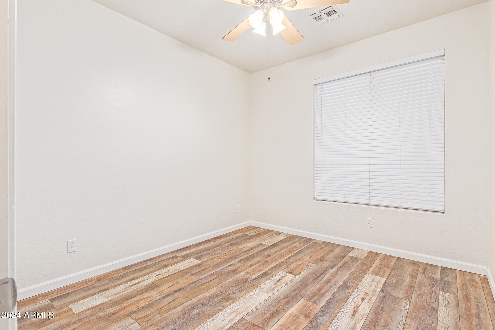 4311 East Del Rio Street Gilbert, AZ 85295 - Photo 27 of 42 Bedroom 2-1