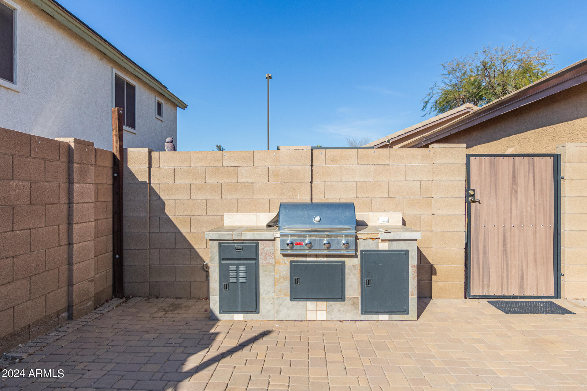4311 East Del Rio Street Gilbert, AZ 85295 - Photo 37 of 42 Del Rio-backyard 6
