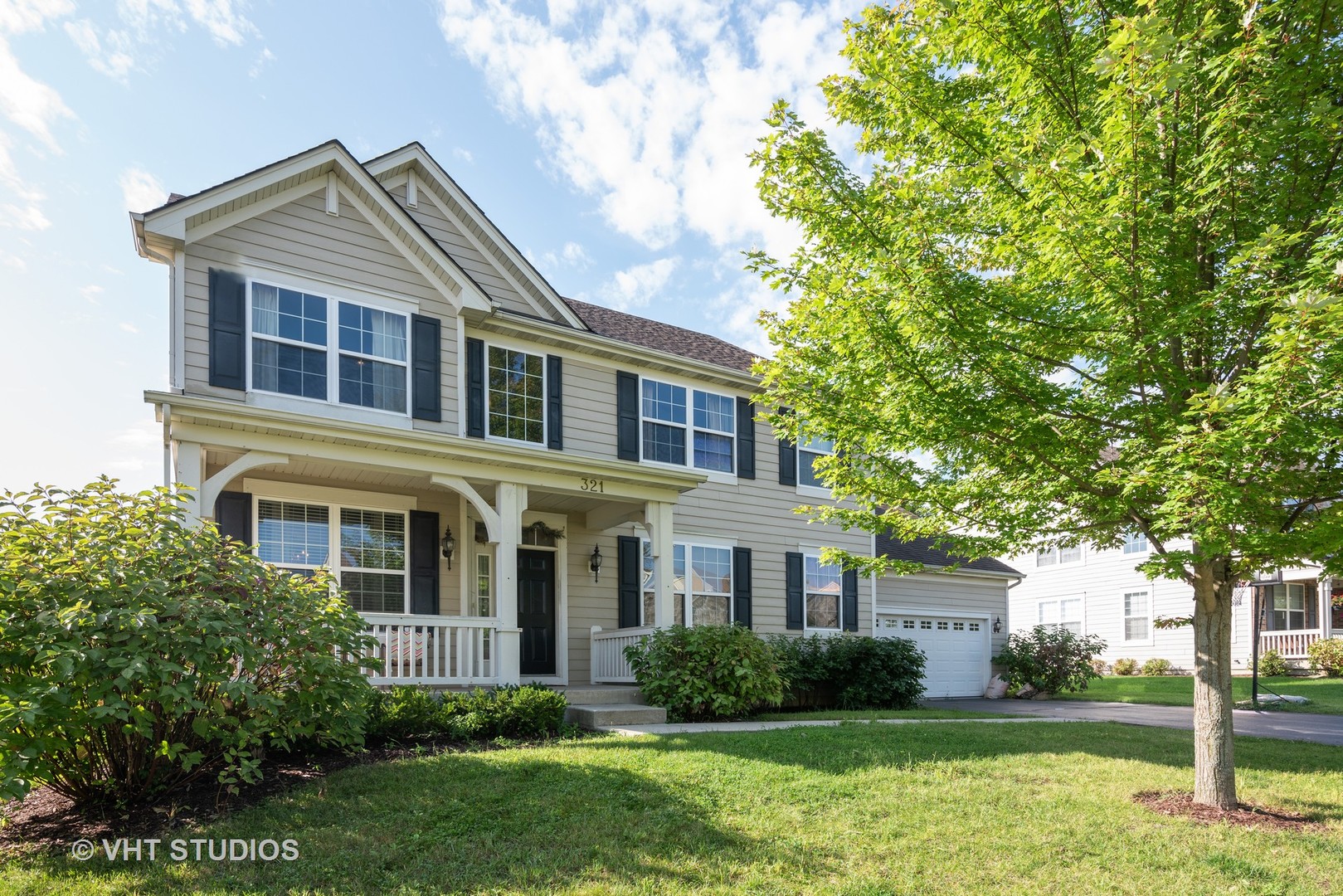 321 Monument Road Elgin, IL 60124 - Photo 1 of 14 Gallery Image 1