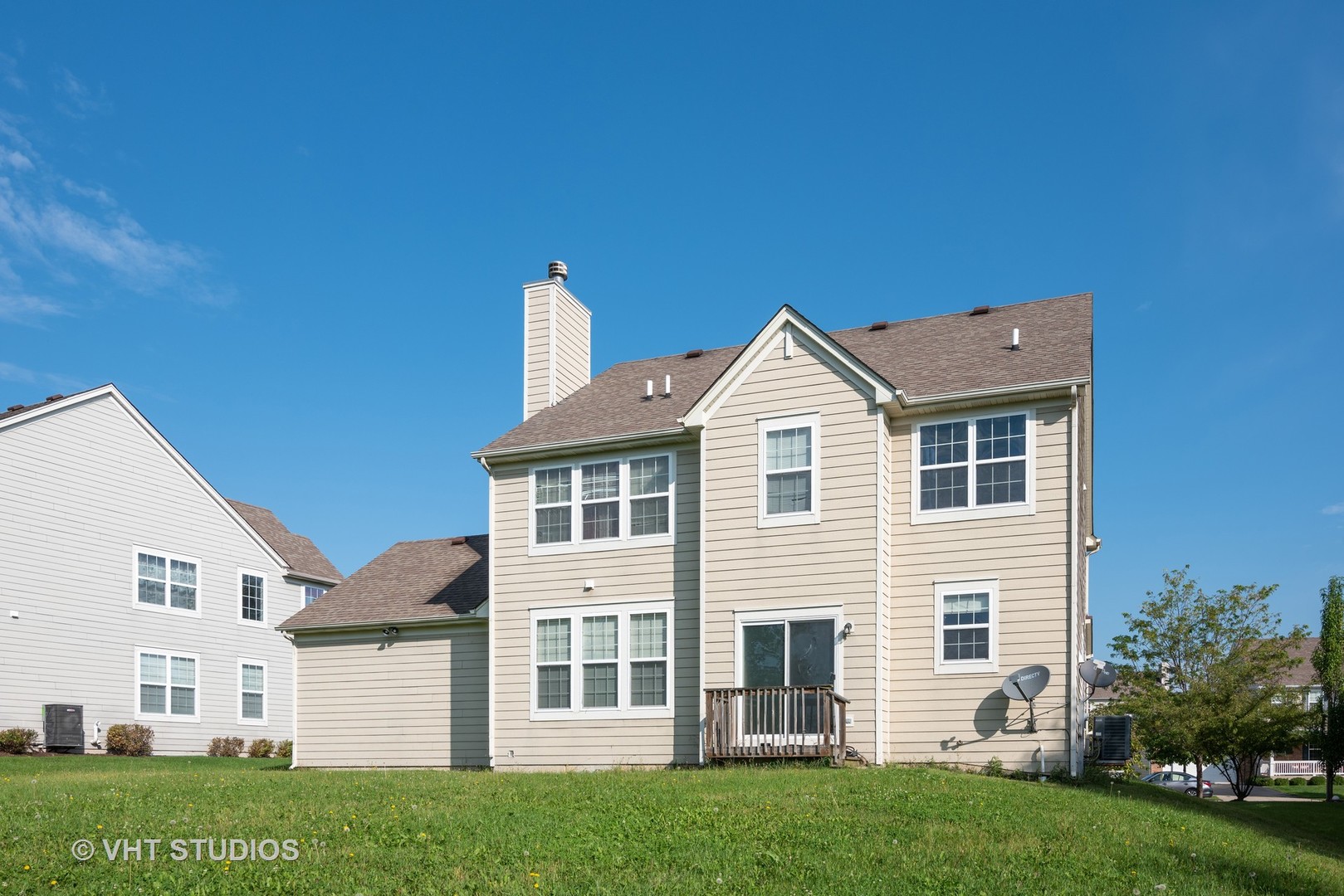 321 Monument Road Elgin, IL 60124 - Photo 13 of 14 Gallery Image 13