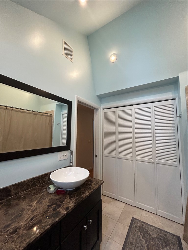 862 Fassett Road Elmira, NY 14905 - Photo 18 of 37 Full Bath