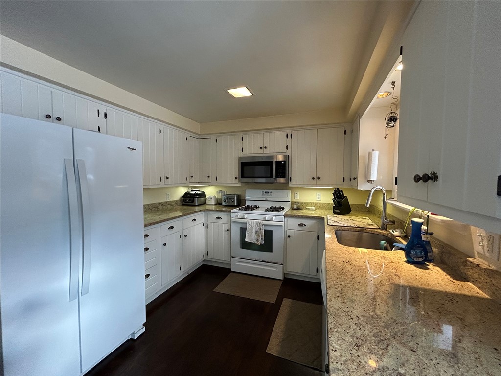 862 Fassett Road Elmira, NY 14905 - Photo 5 of 37 Kitchen