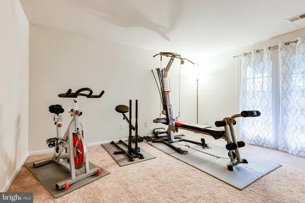 $2,950 | 7802 Colonial Springs Boulevard, Alexandria, VA 22306