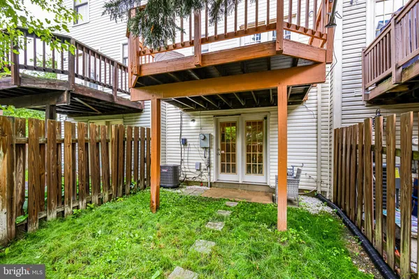 $2,950 | 7802 Colonial Springs Boulevard, Alexandria, VA 22306