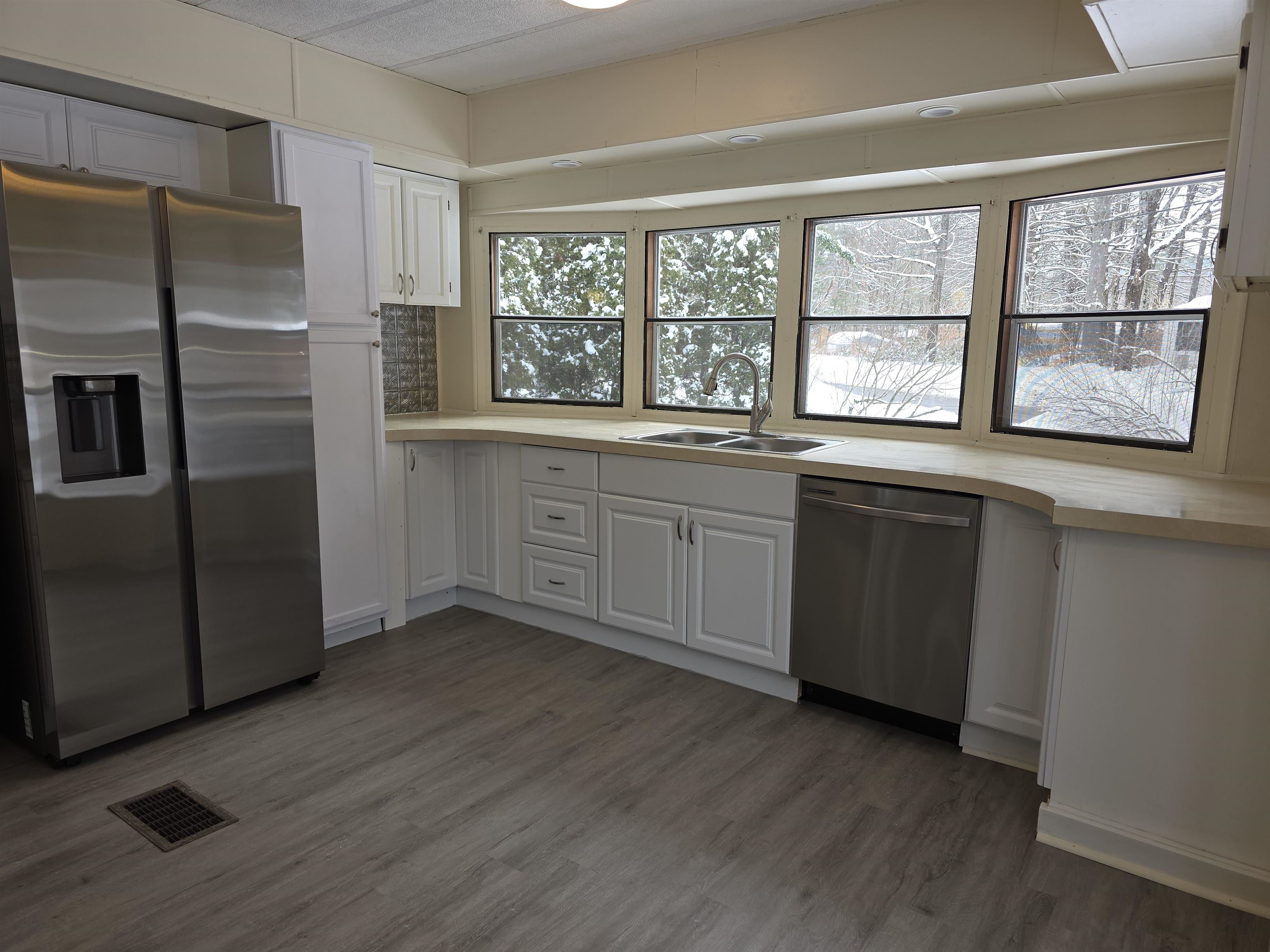 9 Wyman Road Deering, NH 03244 - Photo 7 of 27 Gallery Image 7